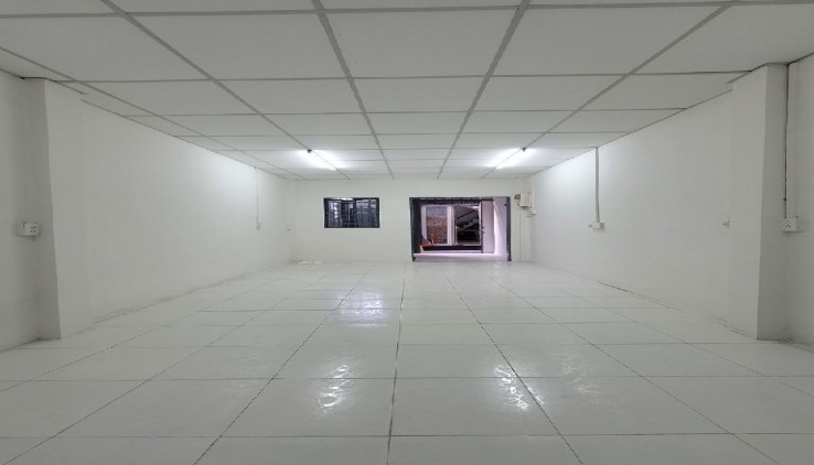 Bán nhà  62m2  Trần Quang Diệu quận 3. Chỉ 100tr/m. Giá 6.7 tỷ ( thương lượng)